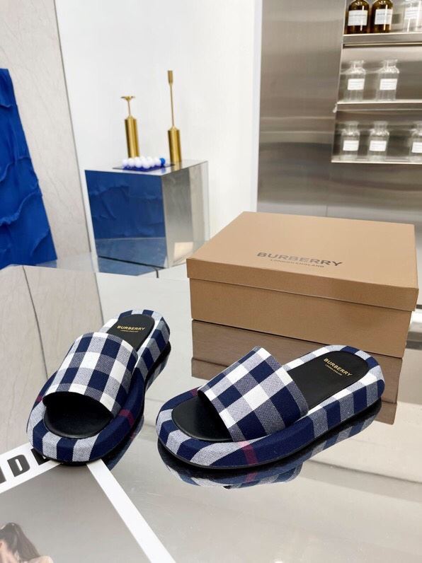 Burberry Slippers